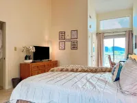 Sailors Landing~ Lake/Beach front condo with ample amenities!