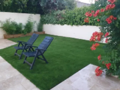 Villa 8 persons all comfort private swimming pool 7x4 Hotels in Montarnaud