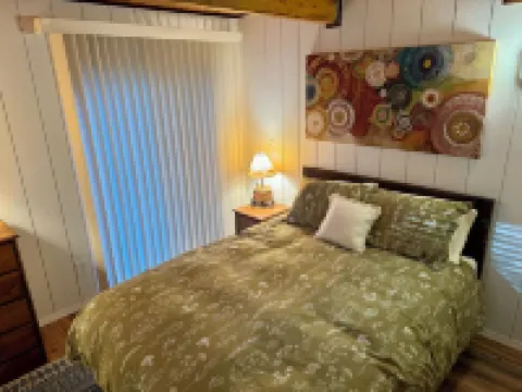 Family & Dog Friendly 2 Bedroom Plus Loft Beach Cabin