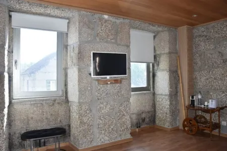 Pearl Room with private bathroom