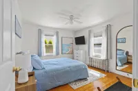 Costal Cottage Retreat minutes from Newport RI