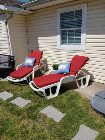 Cozy 2 bed, 1 full bath private cottage, 10 min. walk to Wildwood beach & boards