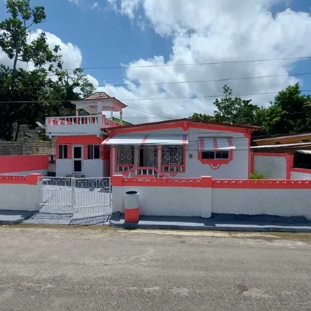 Family Reunions Holiday 4 Bedrooms, 5 Beds Rentals in St Thomas,jamaica
