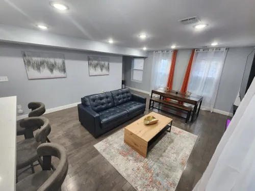 Huge 5BR in Best Location ~ 25 Min to NYC