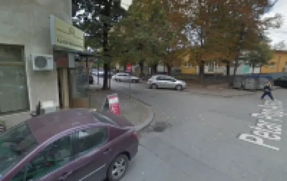 The White Suite. Cozy apartment with 1 bedroom and WiFi, AC in peaceful Skopje