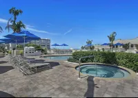 Suite on the Beach, Classy, Large Patio