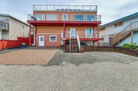 Group Friendly! Rockaway Beach Oasis w/ Game Room - 4 stjerner