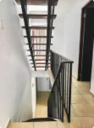 Ocean view villa walking distance to restaurants, public beach and more