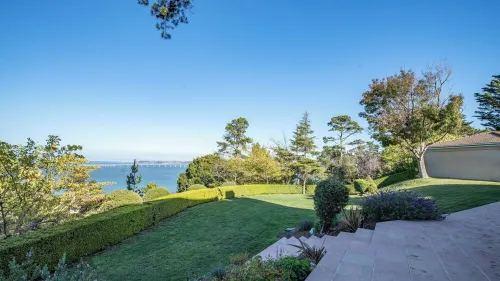 Tiburon water views Luxury 4bdr/3.5bt. spacious house Hotels in Tiburon