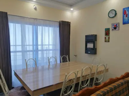 Navid's Holiday Resort & Hotel is Ideal and Economical Holiday Destination. Отели в г. Мурри Техсил