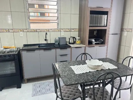 Complete house - Governador Celso Ramos 15m from Palmas beach