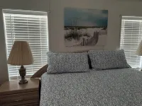 Vibrant Active Adult 55+ community w/clubhouse, pool w/hot tub, fitness room. Hotels near Converse Factory Store