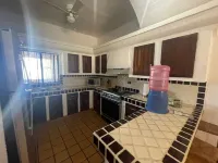 2 bedroom Condo 1 block from the beach