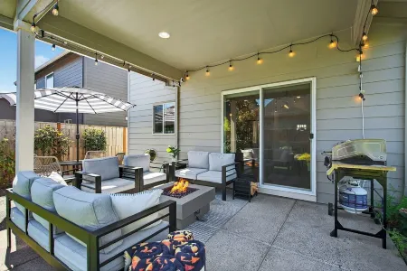 Cozy Wine Country Retreat Near Downtown Newberg