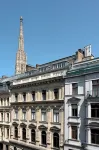 LOVIS Suites Vienna Hotels in Rothneusiedl