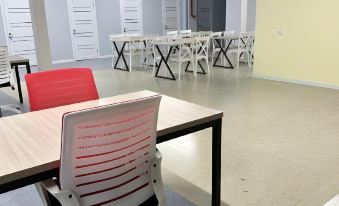 Hostel O2