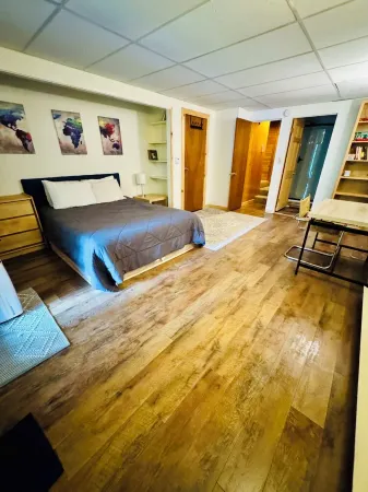 Winter Rental! 4-bedroom home in Lake Placid! Pet Friendly!