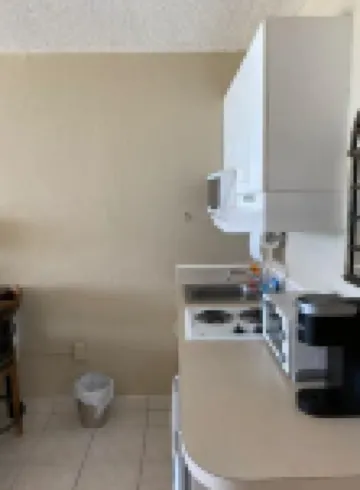 Cute Studio!  Remodeled!  Direct Ocean Front! Pirates Cove 6th Floor