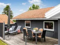 "Irlin" - 850m from the sea