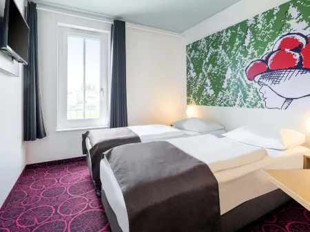 B&B HOTEL Offenburg-City Отели в г. Нойрид