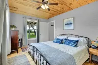 Luxurious Cottage on 3-Acre's in Fred Wine Country