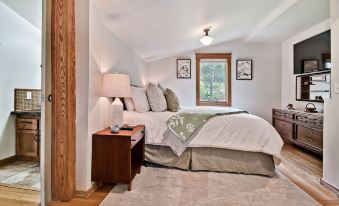 Whispering Hollow in Eureka Springs