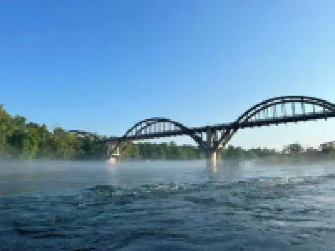 New! Beautifully updated private home near White River and Bull Shoals