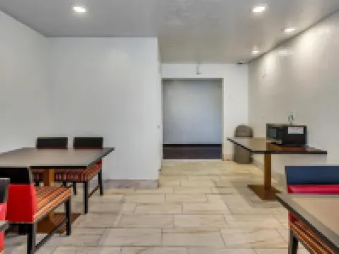 Motel 6 Ogden, UT- Downtown Hotels in Ogden