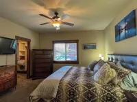 Lakeview Getaway-Walk To Downtown Bigfork, Rated #1 Lake town in USA