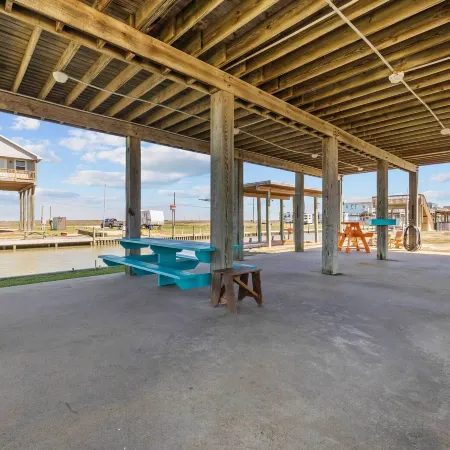 Boat Dock Access: Waterfront Freeport Home!