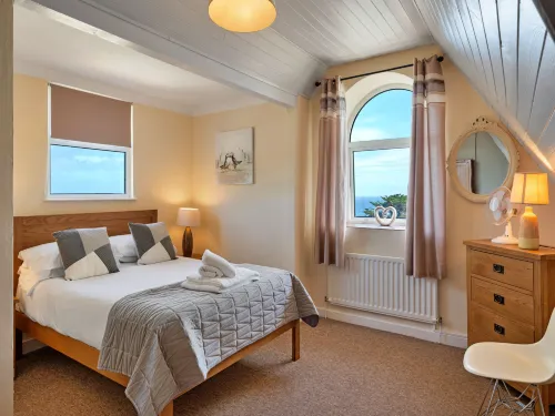 Apartment in Carbis Bay with Stunning Sea Views