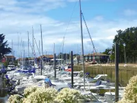 Country Home on Bay of Arcachon Hotels in Lanton