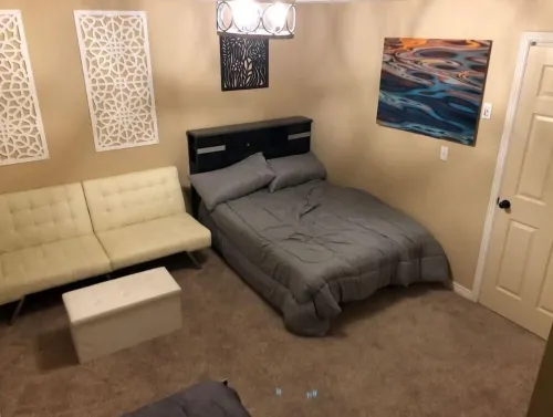 Great PRIVATE Family T-Home! Easy Access City & Mountains!