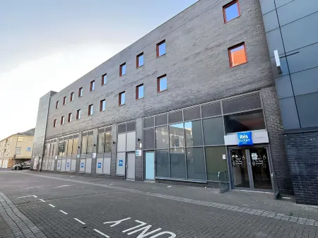 Ibis Budget Swindon Отели рядом со станцией Swindon Railway Station