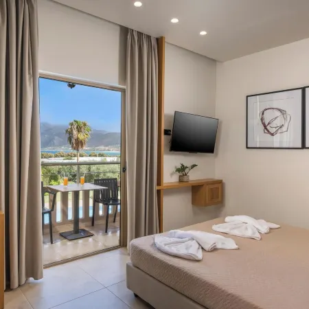 Petritos Rooms and Studios