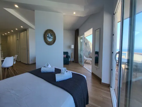 Apartment Las Canteras with Ocean Views - Mountain view