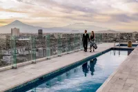 Holiday Inn Express & Suites PUEBLA ANGELOPOLIS by IHG - С бассейном