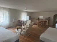 Estate with Large Swimming Pool Overlooking Vineyards Hotel a Lamalou-les-Bains