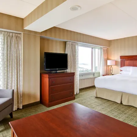 DoubleTree Fallsview Resort & Spa by Hilton - Niagara Falls