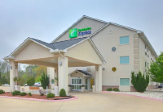 Holiday Inn Express & Suites EL DORADO by IHG