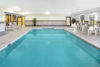 Holiday Inn Express SHEBOYGAN-KOHLER (I-43) by IHG - Pools