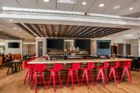 Holiday Inn & Suites JOLIET SOUTHWEST by IHG - bar