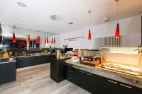 DORMERO Hotel Zürich Airport - Desayuno