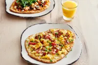 ホリデイ イン & スイーツ シーダーフォールズ - ワーテルロー イベント センター by IHG - 朝食