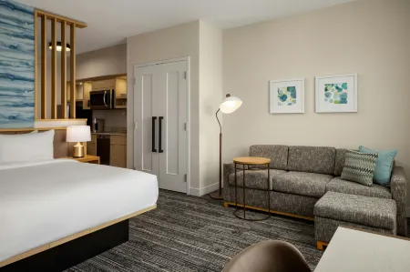 TownePlace Suites Chilliwack Отели в г. Чилливак