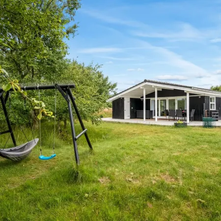 "Bentine" - 400m from the Sea