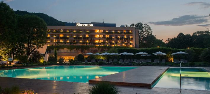 KK Resort Apartments Lake Como Hotele w: Como