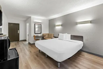 Studio 6 King of Prussia PA Philadelphia Hotels near Lancaster County Farmers Market