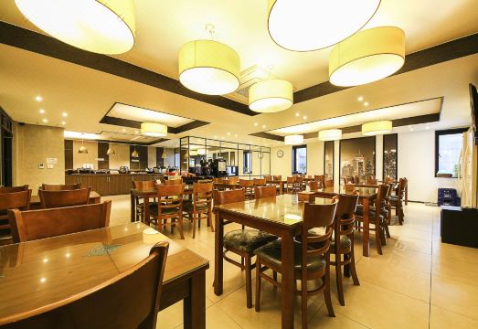 하비비호텔 주차 공간