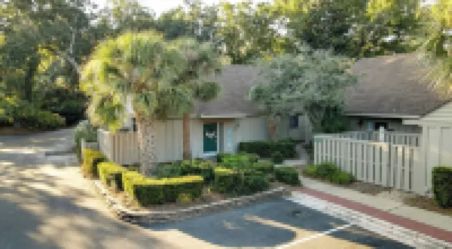 Hilton Head Retreat Gated Villa, Pets OK